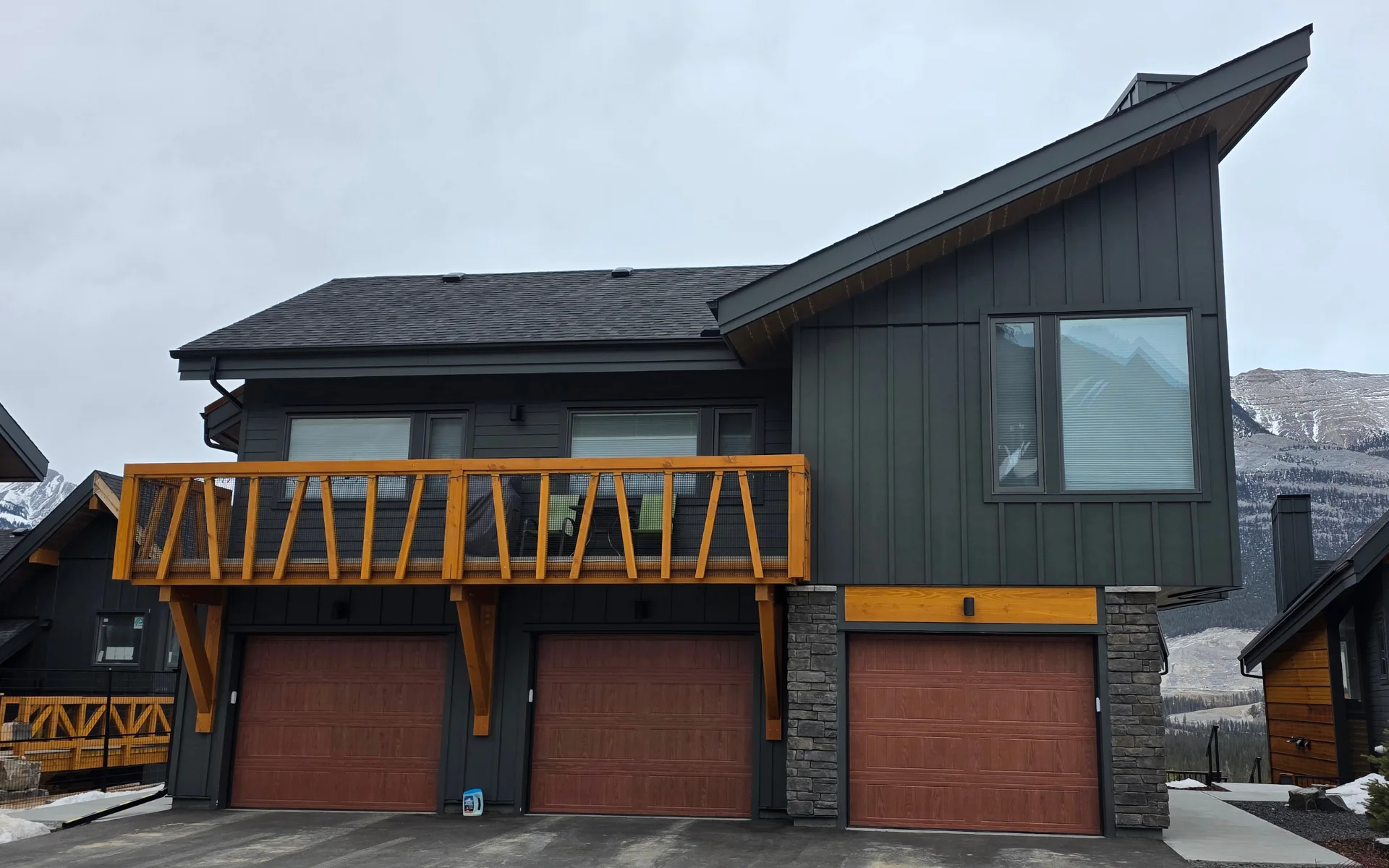 Ashton Construction Services (ACS) - The Meadows at Stewart Creek - Three Sisters Mountain Village - Canmore, Alberta feature2